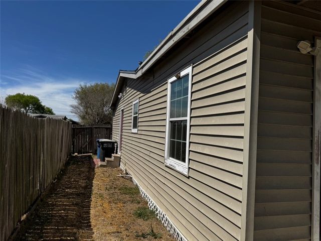 5314 Navarro St, Corpus Christi, TX 78415