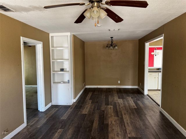 5314 Navarro St, Corpus Christi, TX 78415