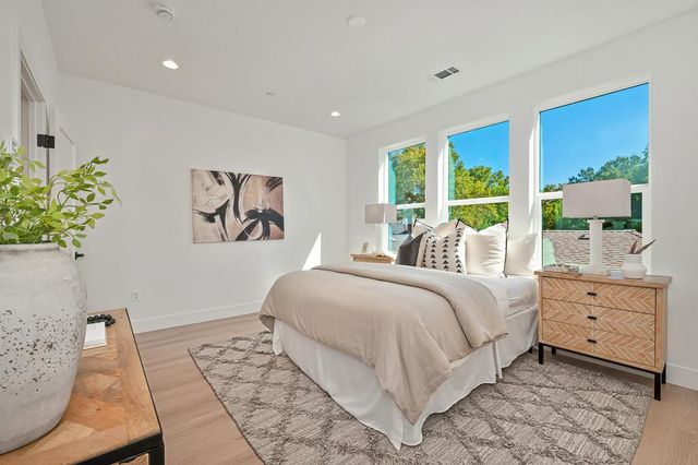 1216 Uptown Aly, Sacramento, CA 95818