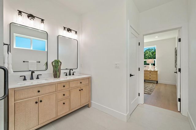 1216 Uptown Aly, Sacramento, CA 95818