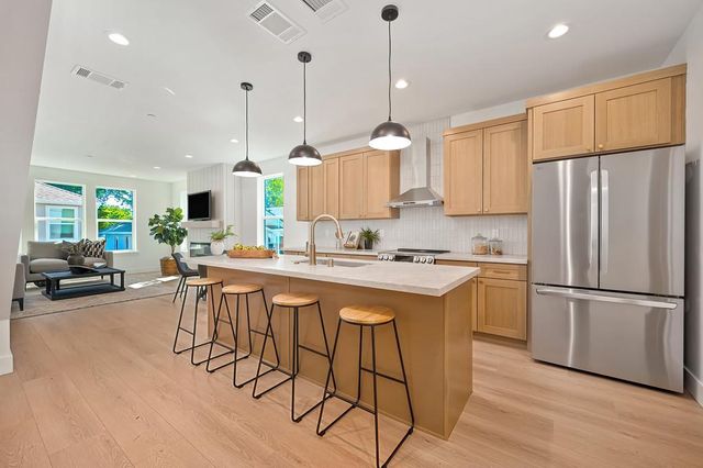 1216 Uptown Aly, Sacramento, CA 95818