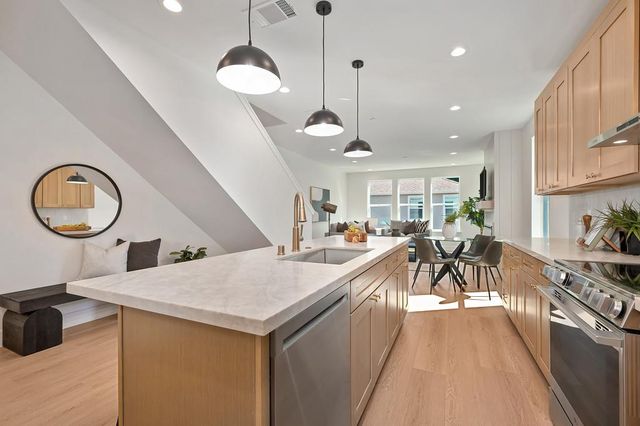 1216 Uptown Aly, Sacramento, CA 95818