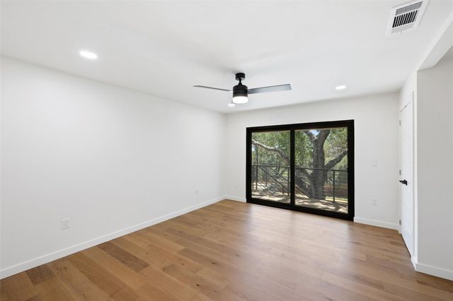 4905 Crestway DR, Austin, TX 78731
