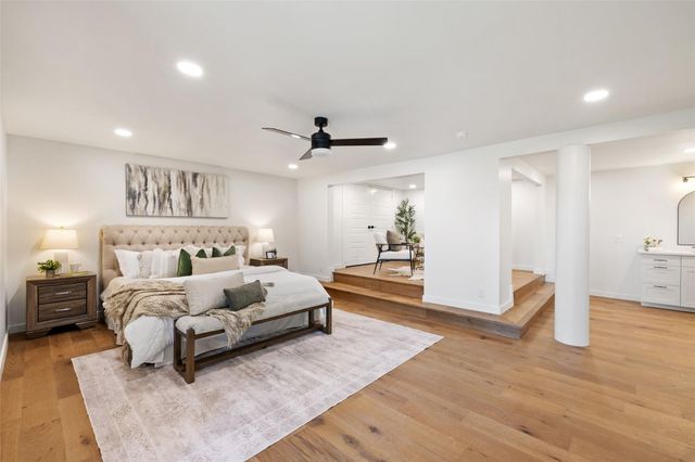 4905 Crestway DR, Austin, TX 78731