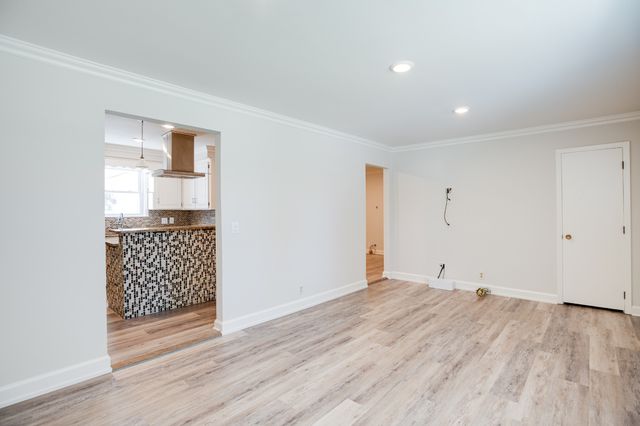 7453 Harrow Dr, Nashville, TN 37221