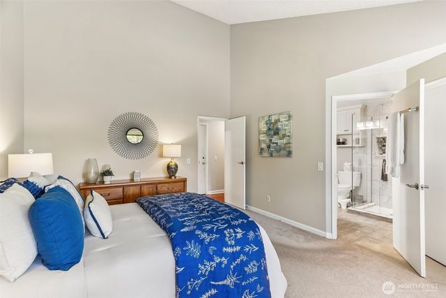 18906 SE 44th Place, Issaquah, WA 98027