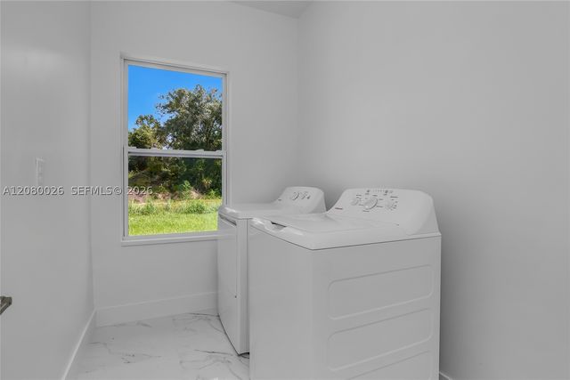 2454 Chipley Ave, North Port, FL 34286