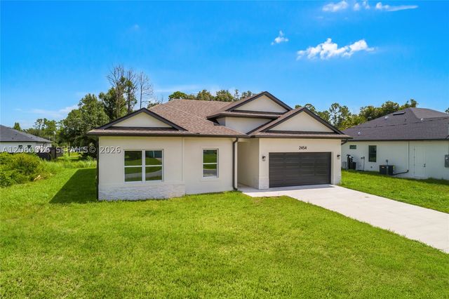 2454 Chipley Ave, North Port, FL 34286