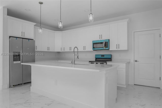 2454 Chipley Ave, North Port, FL 34286