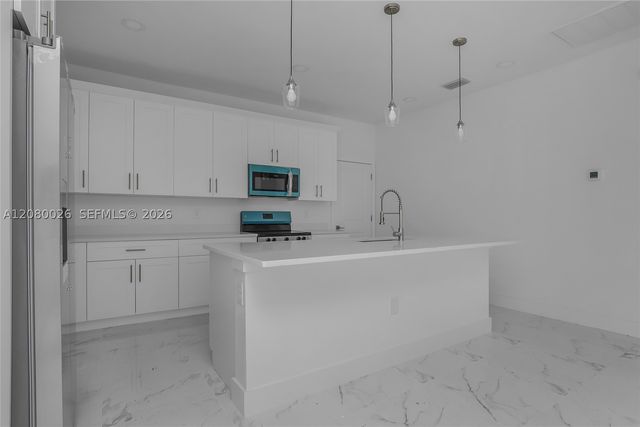 2454 Chipley Ave, North Port, FL 34286