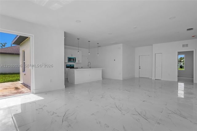2454 Chipley Ave, North Port, FL 34286