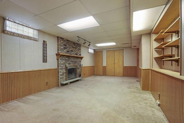 8715 108th AVENUE, Pleasant Prairie, WI 53158
