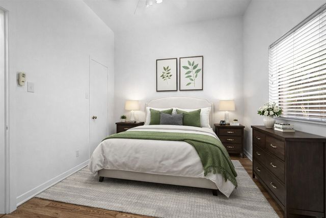 4031 Holland Avenue B, Dallas, TX 75219