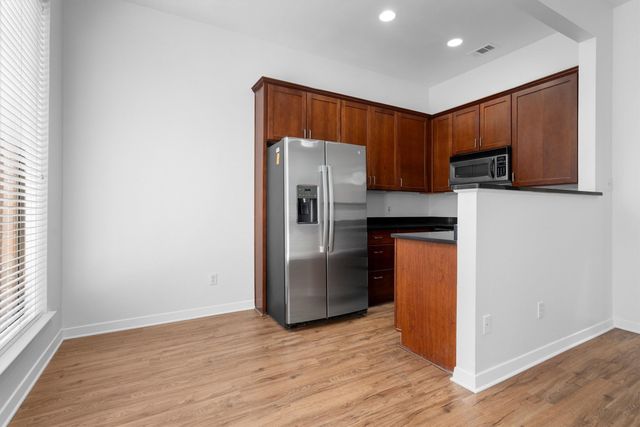 4031 Holland Avenue B, Dallas, TX 75219