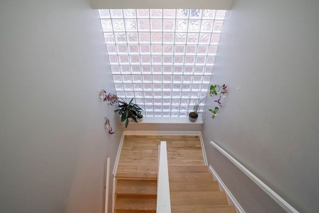 817 N Winchester Avenue 3, Chicago, IL 60622