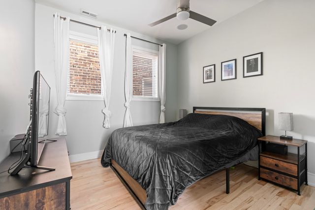 817 N Winchester Avenue 3, Chicago, IL 60622