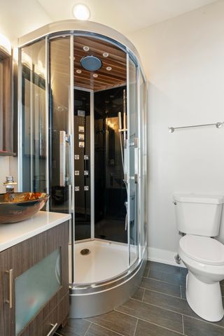 817 N Winchester Avenue 3, Chicago, IL 60622