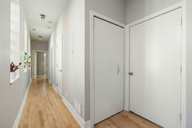 817 N Winchester Avenue 3, Chicago, IL 60622