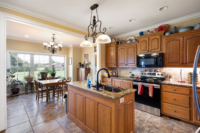 10418 East Gate Circle, Dardanelle, AR 72834