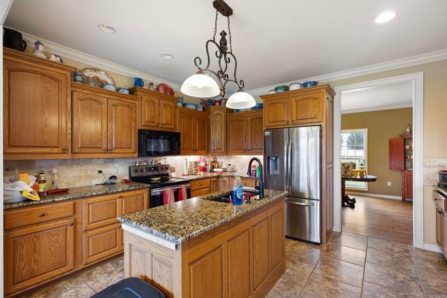 10418 East Gate Circle, Dardanelle, AR 72834