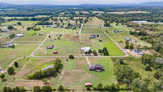 10418 East Gate Circle, Dardanelle, AR 72834