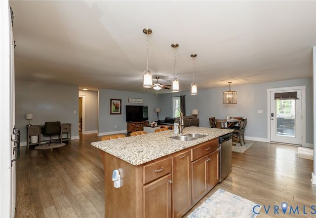 27050 Britt Ln, Dinwiddie, VA 23805