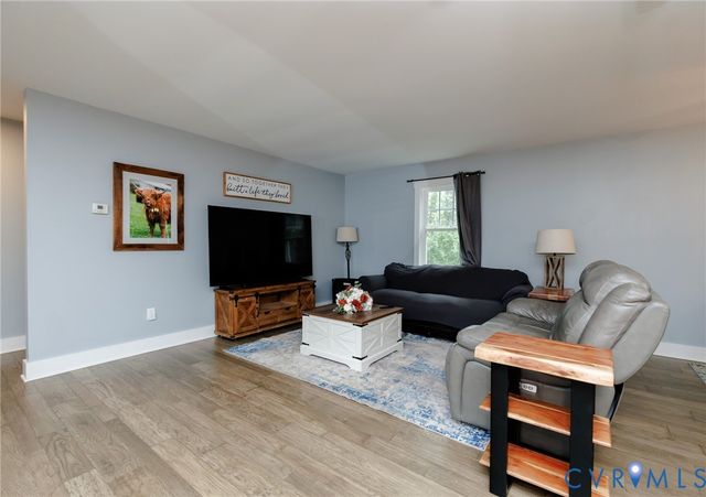 27050 Britt Ln, Dinwiddie, VA 23805