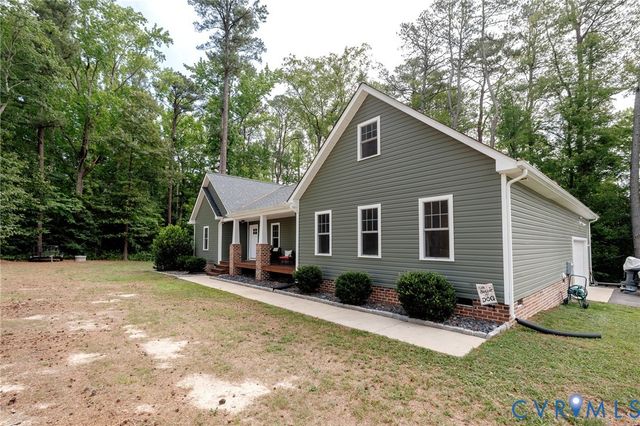 27050 Britt Ln, Dinwiddie, VA 23805