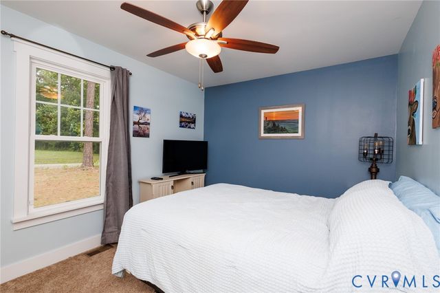 27050 Britt Ln, Dinwiddie, VA 23805