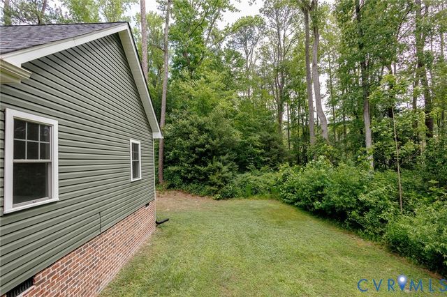 27050 Britt Ln, Dinwiddie, VA 23805