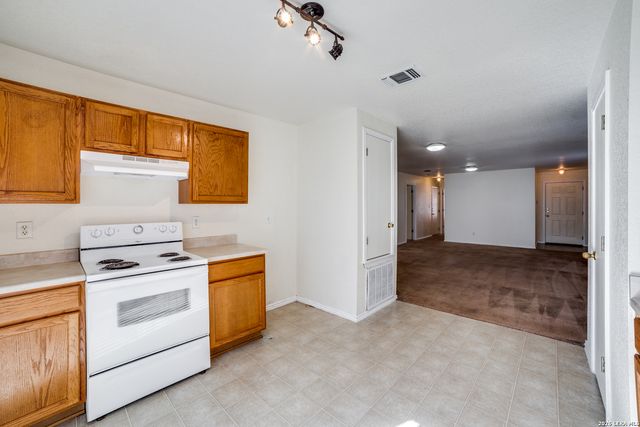 9734 Crescent Moon, San Antonio, TX 78245