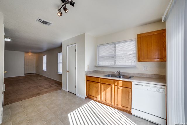 9734 Crescent Moon, San Antonio, TX 78245