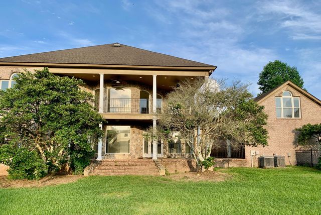 85 BRIDGEWATER Dr., Hattiesburg, MS 39402