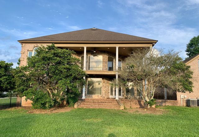 85 BRIDGEWATER Dr., Hattiesburg, MS 39402