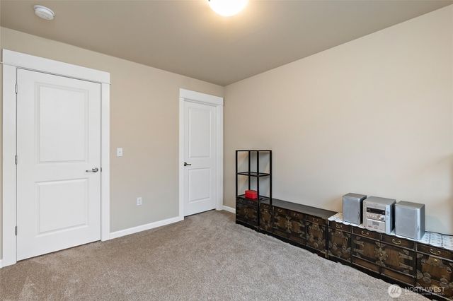 5627 145th Street Ct E, Puyallup, WA 98375