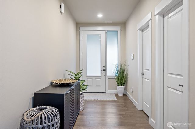 5627 145th Street Ct E, Puyallup, WA 98375