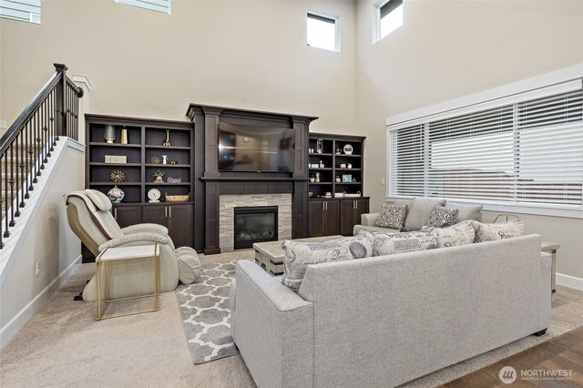 5627 145th Street Ct E, Puyallup, WA 98375