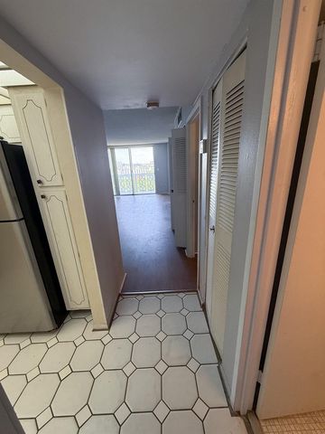 13155 Ixora Court 804, North Miami, FL 33181