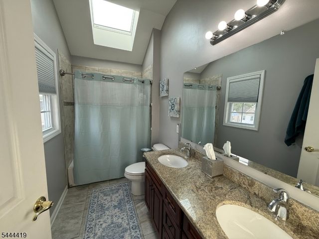 52 Highland Ave, Woodbridge Twp., NJ 08832