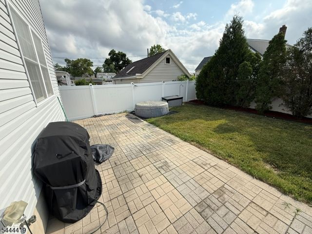 52 Highland Ave, Woodbridge Twp., NJ 08832