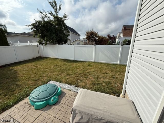 52 Highland Ave, Woodbridge Twp., NJ 08832