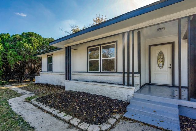 901 Woodleigh Drive, Mckinney, TX 75069