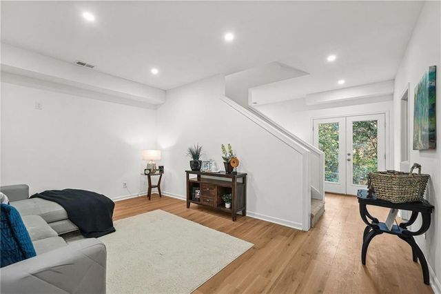 3925 Pine Shore Circle, Gainesville, GA 30501