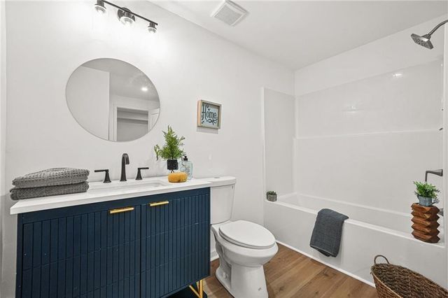 3925 Pine Shore Circle, Gainesville, GA 30501