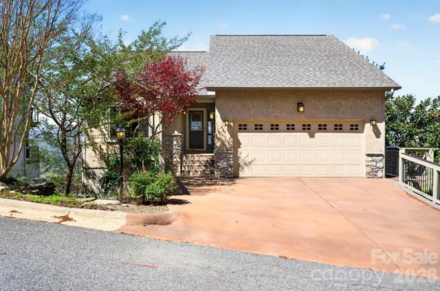 86 Distant View Drive, Asheville, NC 28803