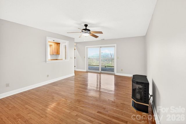 86 Distant View Drive, Asheville, NC 28803
