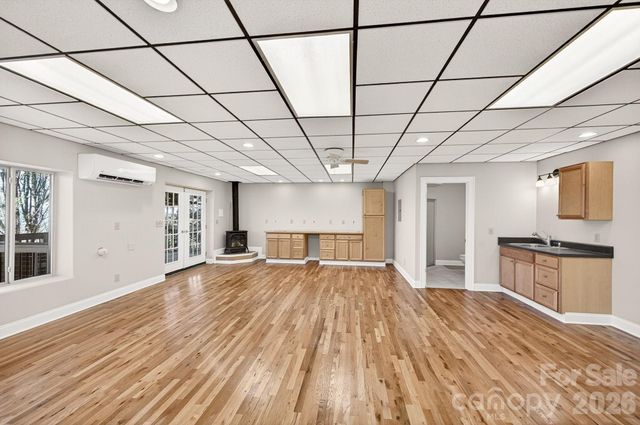 86 Distant View Drive, Asheville, NC 28803