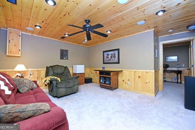 139 Deer Trail, Mineral Bluff, GA 30559