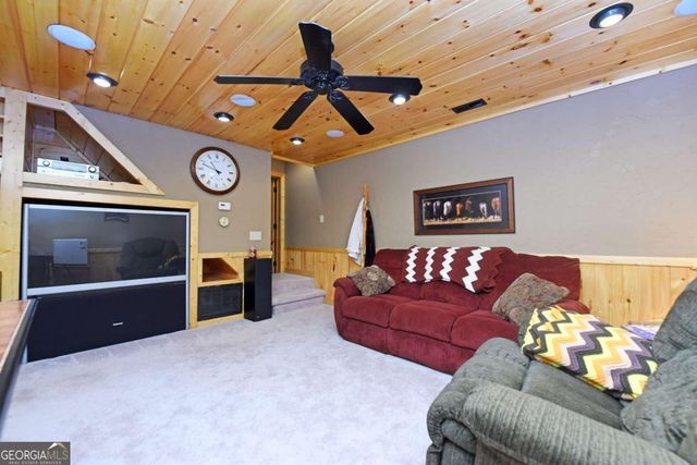 139 Deer Trail, Mineral Bluff, GA 30559