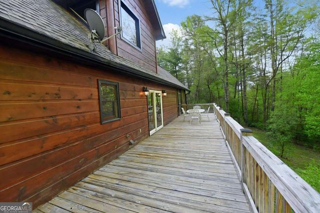 139 Deer Trail, Mineral Bluff, GA 30559